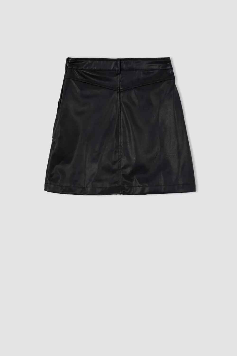 A Cut Faux Leather Normal Waist Mini Knitted Skirt