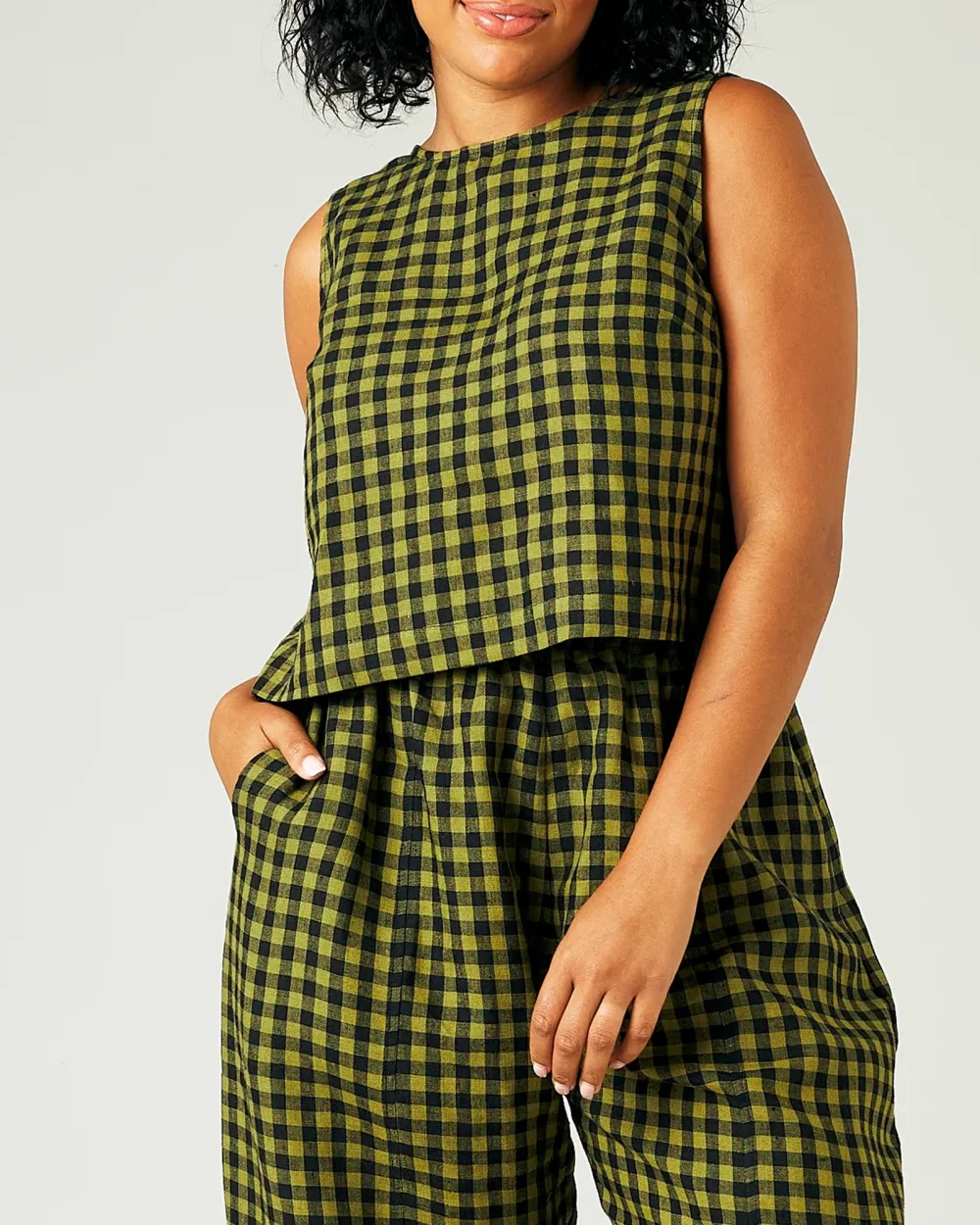 GREEN GINGHAM LINEN TOP