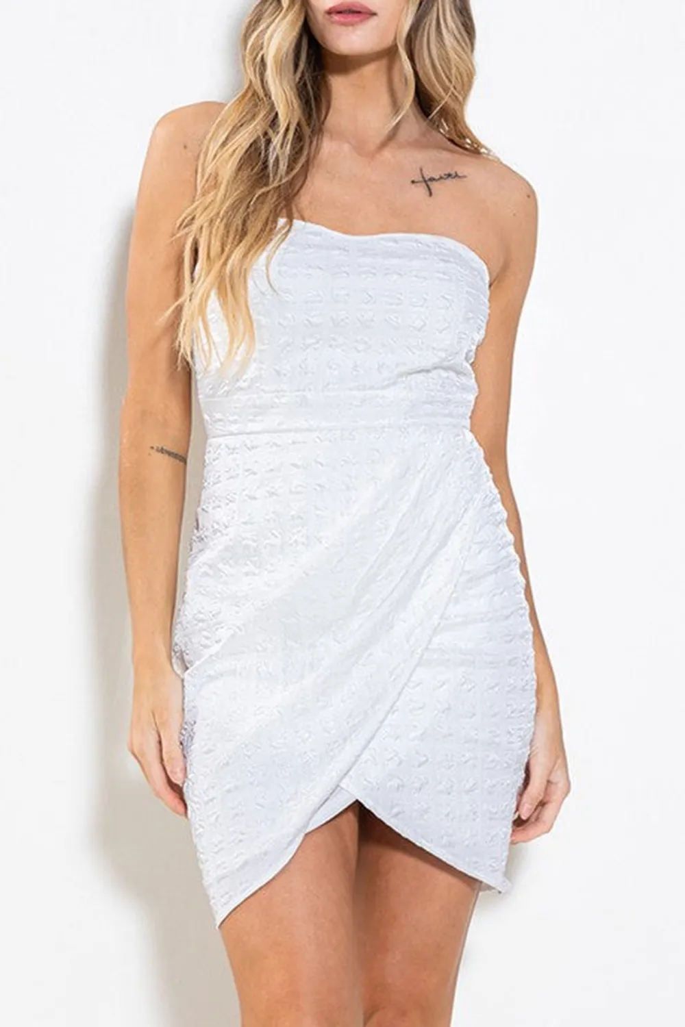 WHITE WRAPPED SLEEVELESS MINI