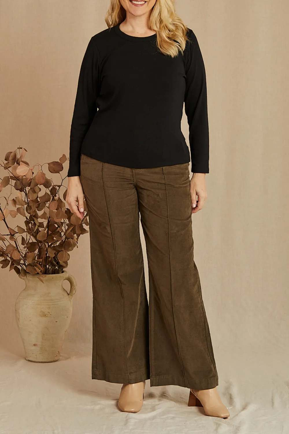 Adrift Wide Leg Brushed Cotton Pant in Olive