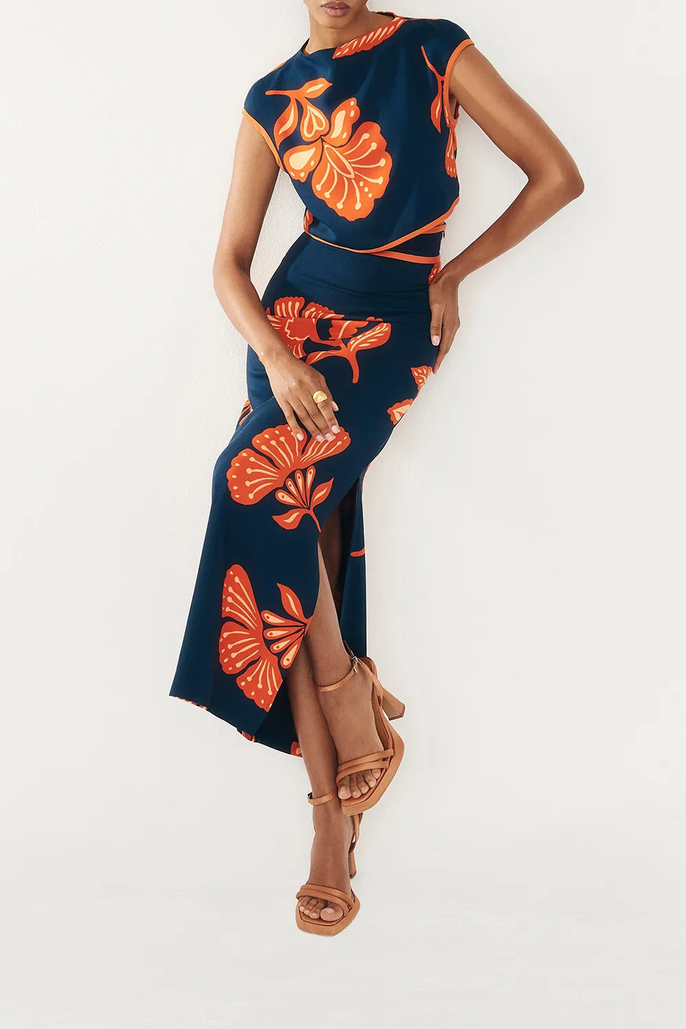 Artistic Leaf Dune Skirt