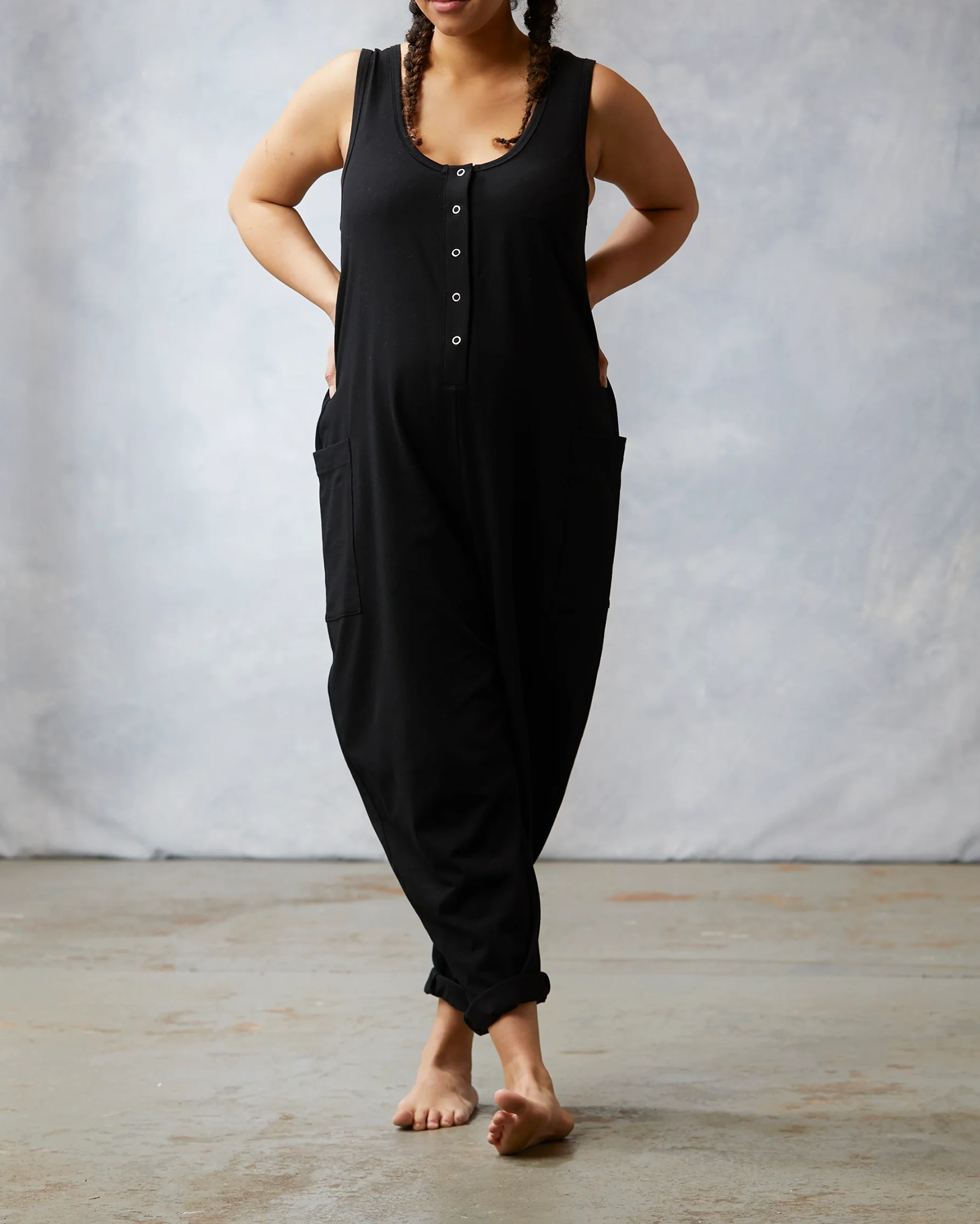 SLIGHT STRETCH JUMPSUIT - BLACK