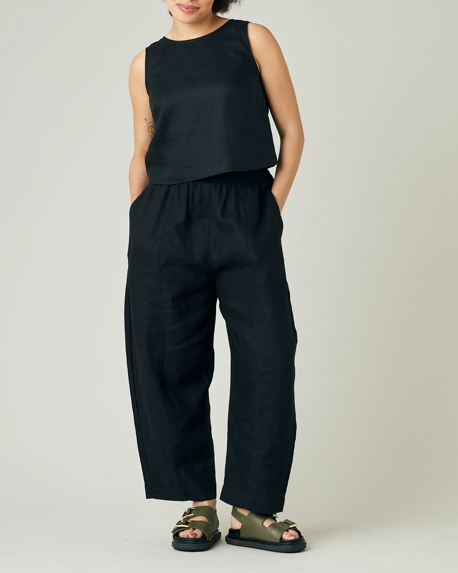 BLACK LINEN TROUSERS