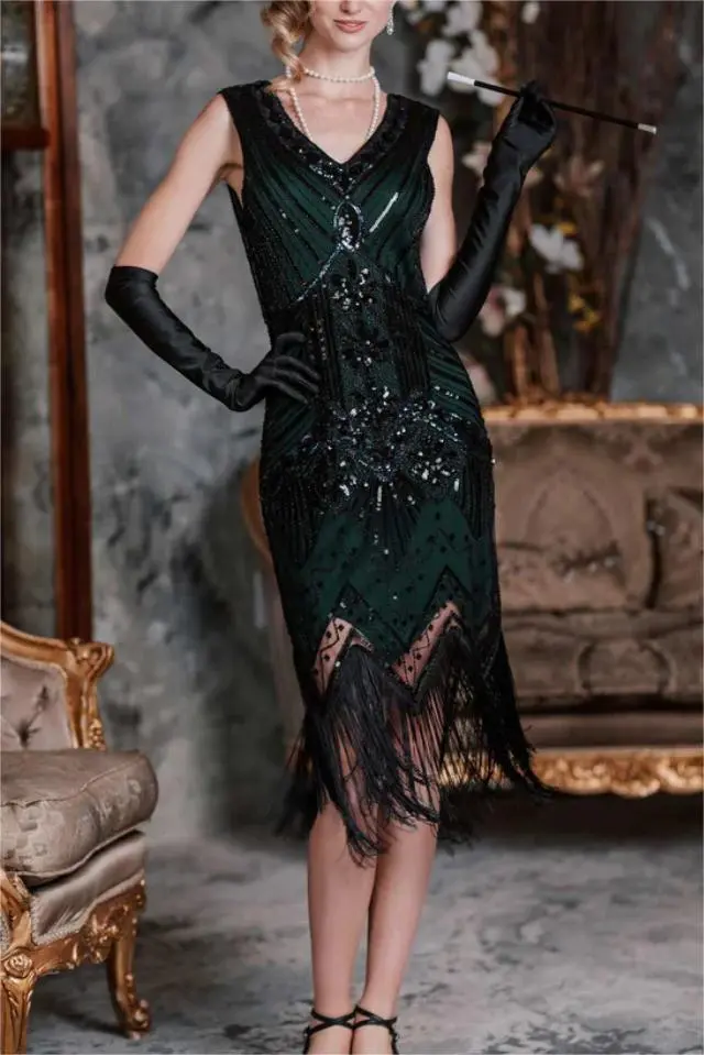 1920S CHAMPAGNE SEQUIN SIDE SLIT DRESS