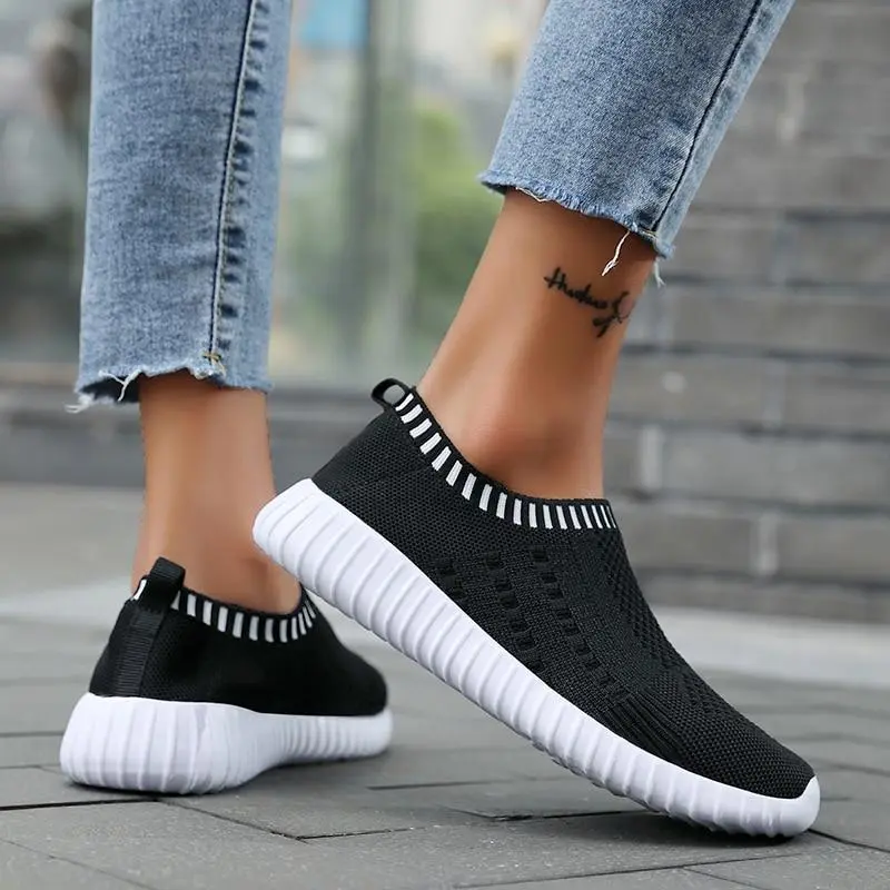 Sneakers running Shoes Woman black Sock Slip On Knitted Vulcanized Shoes