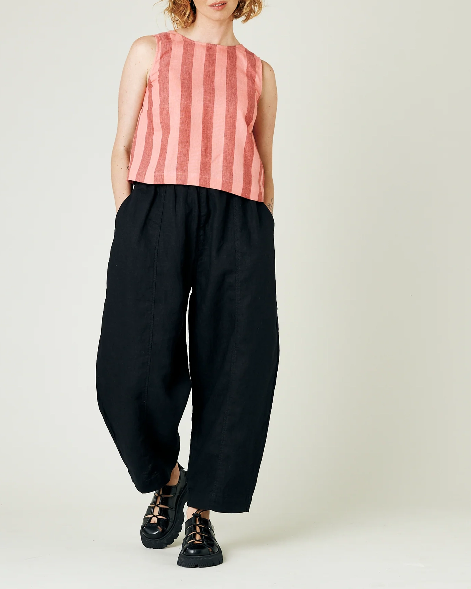 BLACK LINEN TROUSERS