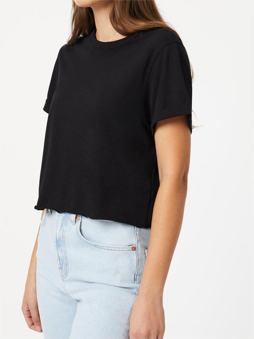 Cropped Black T-Shirt