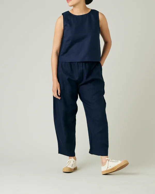 NAVY LINEN TOP