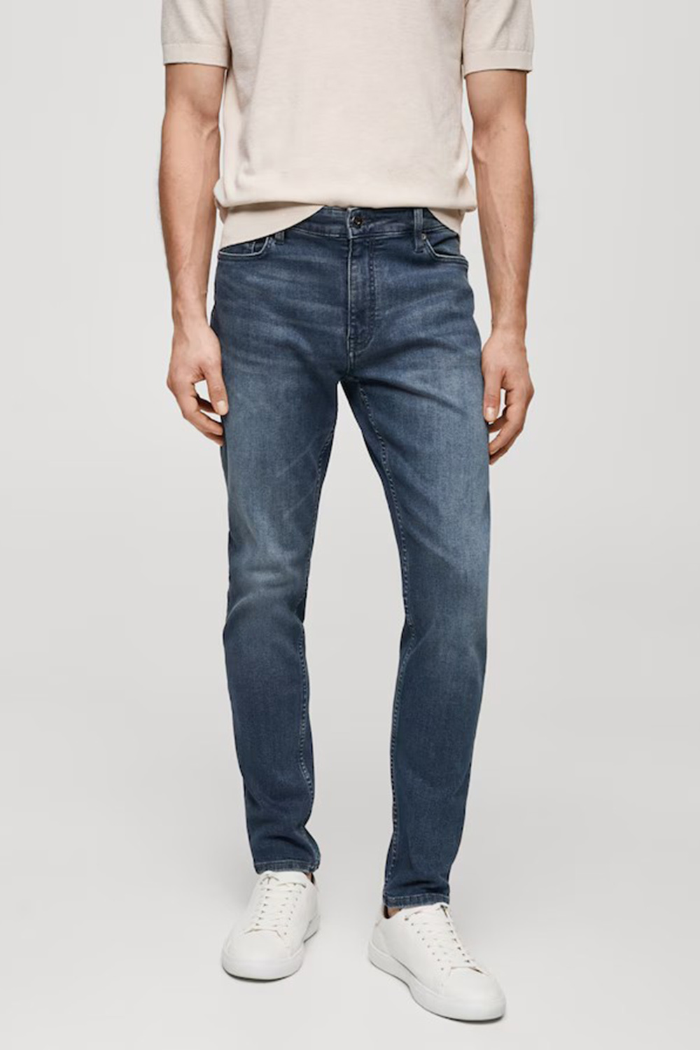 Medium Waist Jeans