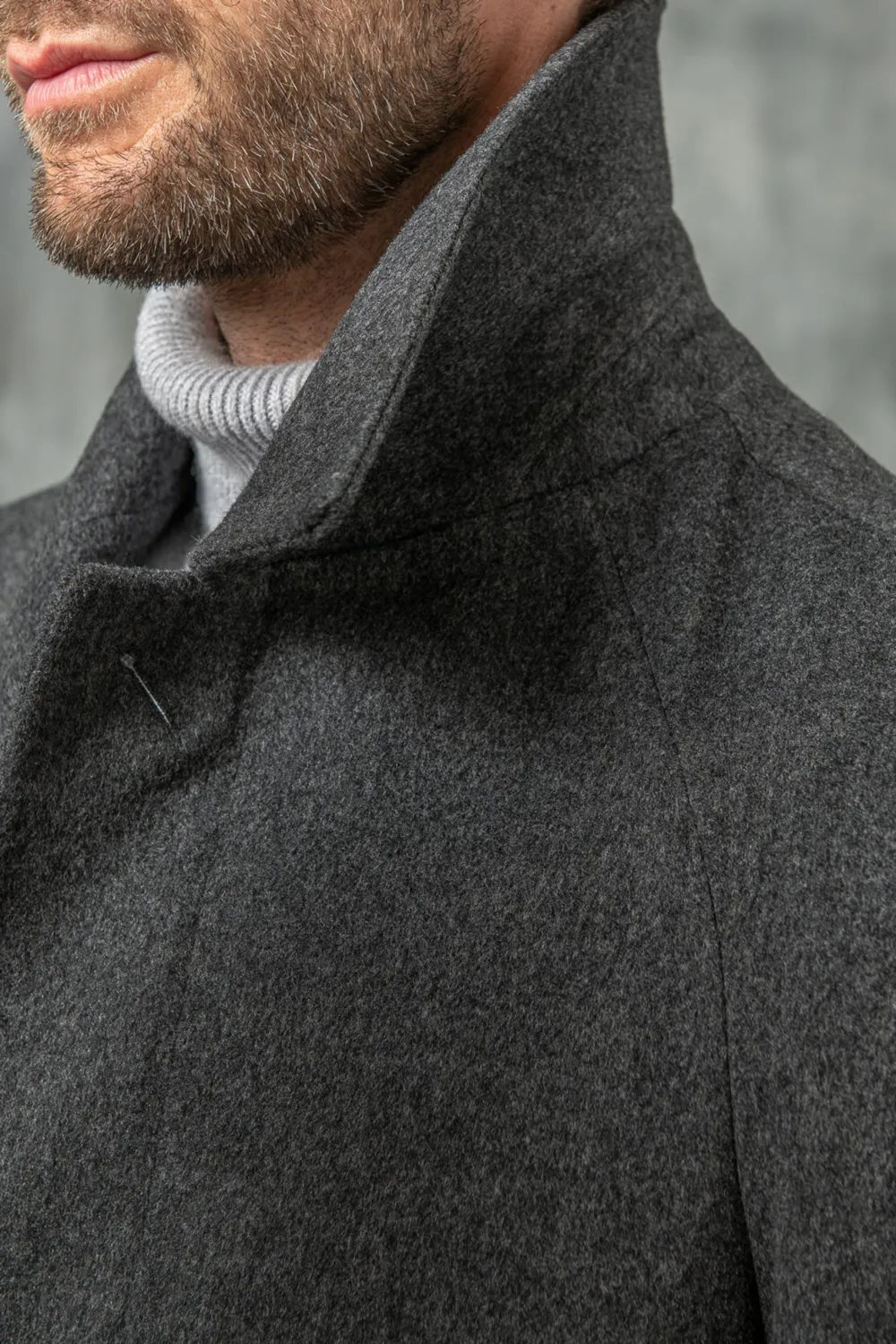 GREY RAGLAN COAT IN LORO PIANA WOOL