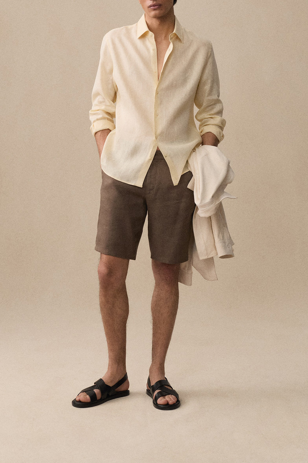 Slim-fit 100% linen bermuda shorts