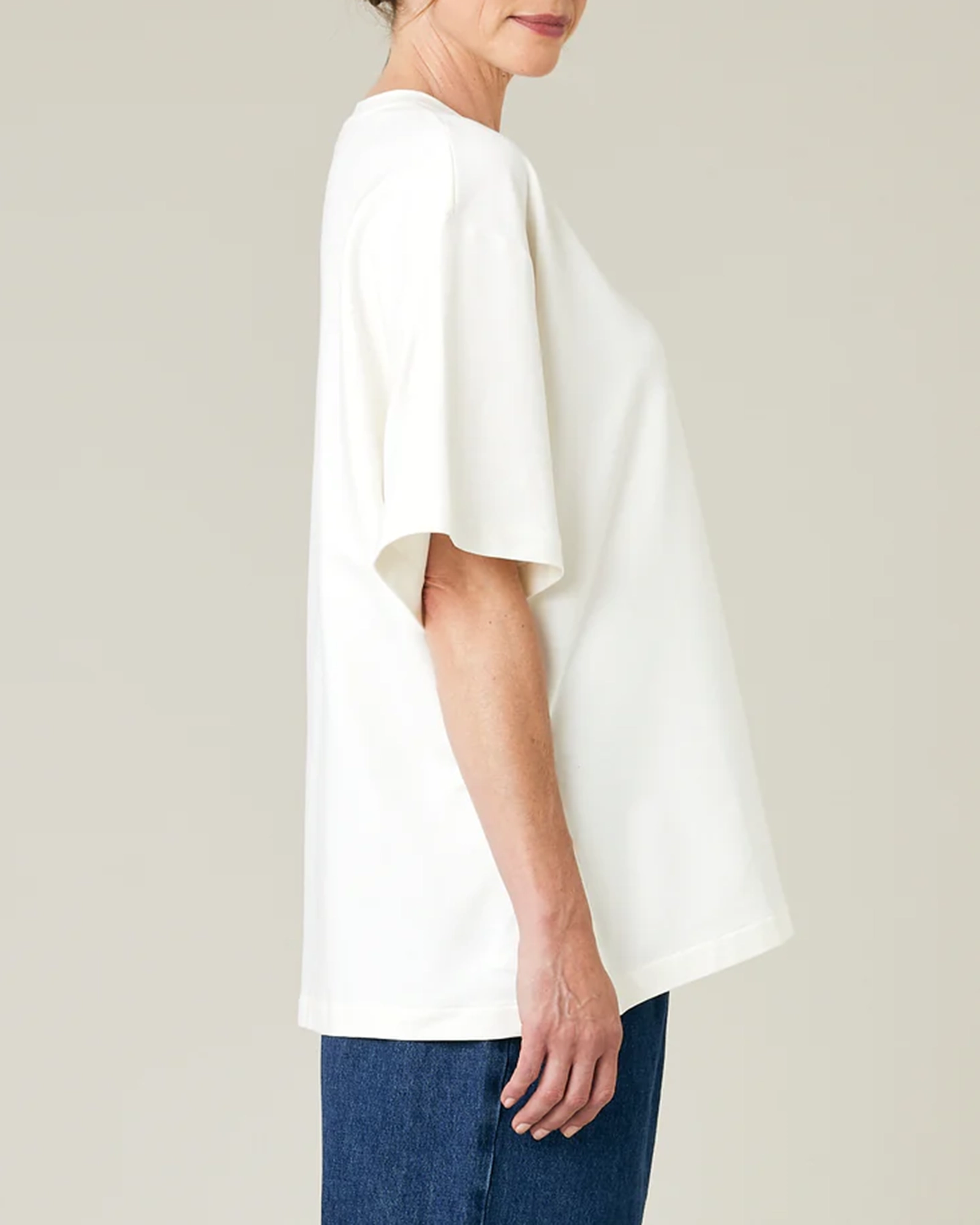 WHITE COTTON JERSEY SHORT DROP SLEEVE TOP