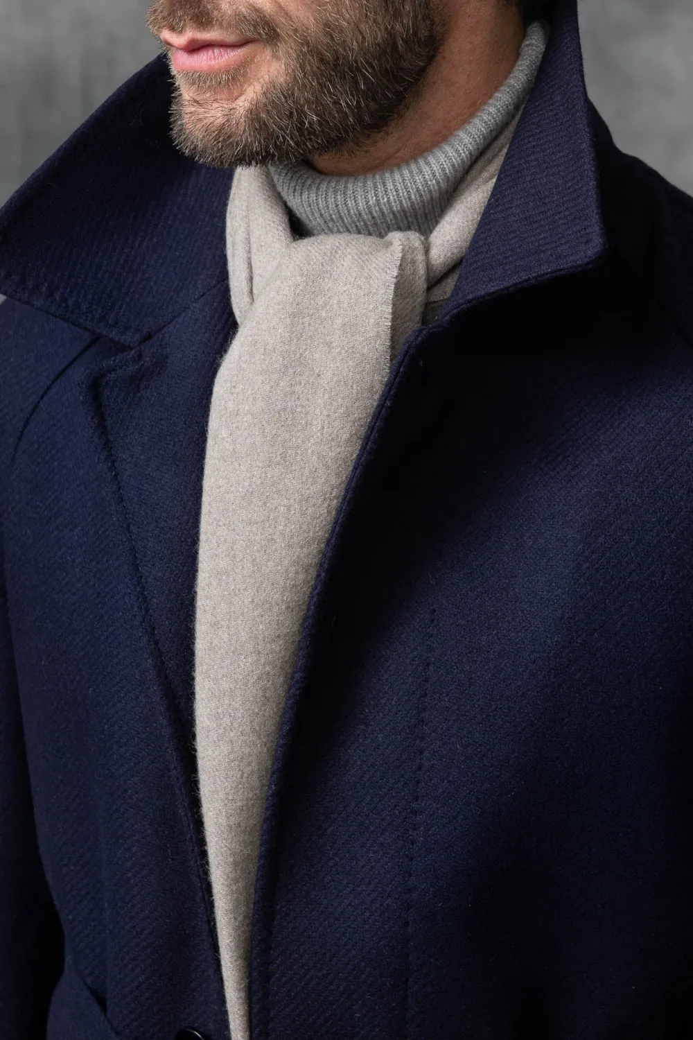 BLUE RAGLAN COAT IN LORO PIANA WOOL