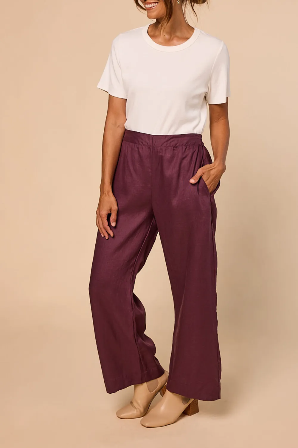 Camille Linen Wide Leg Pant in Plum