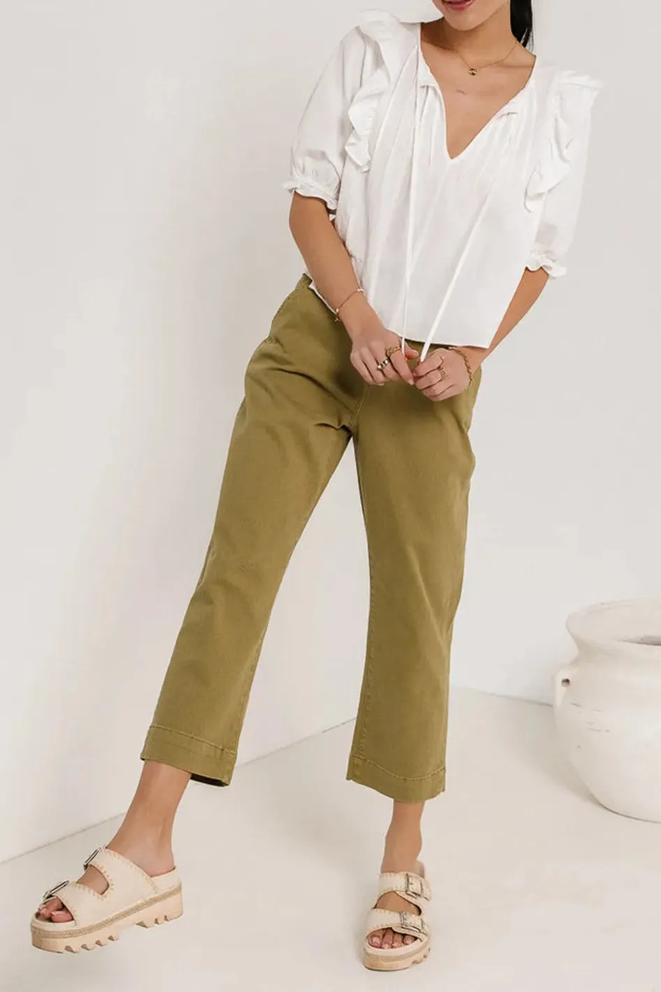 BELLA STRAIGHT LEG JEANS IN MOSS