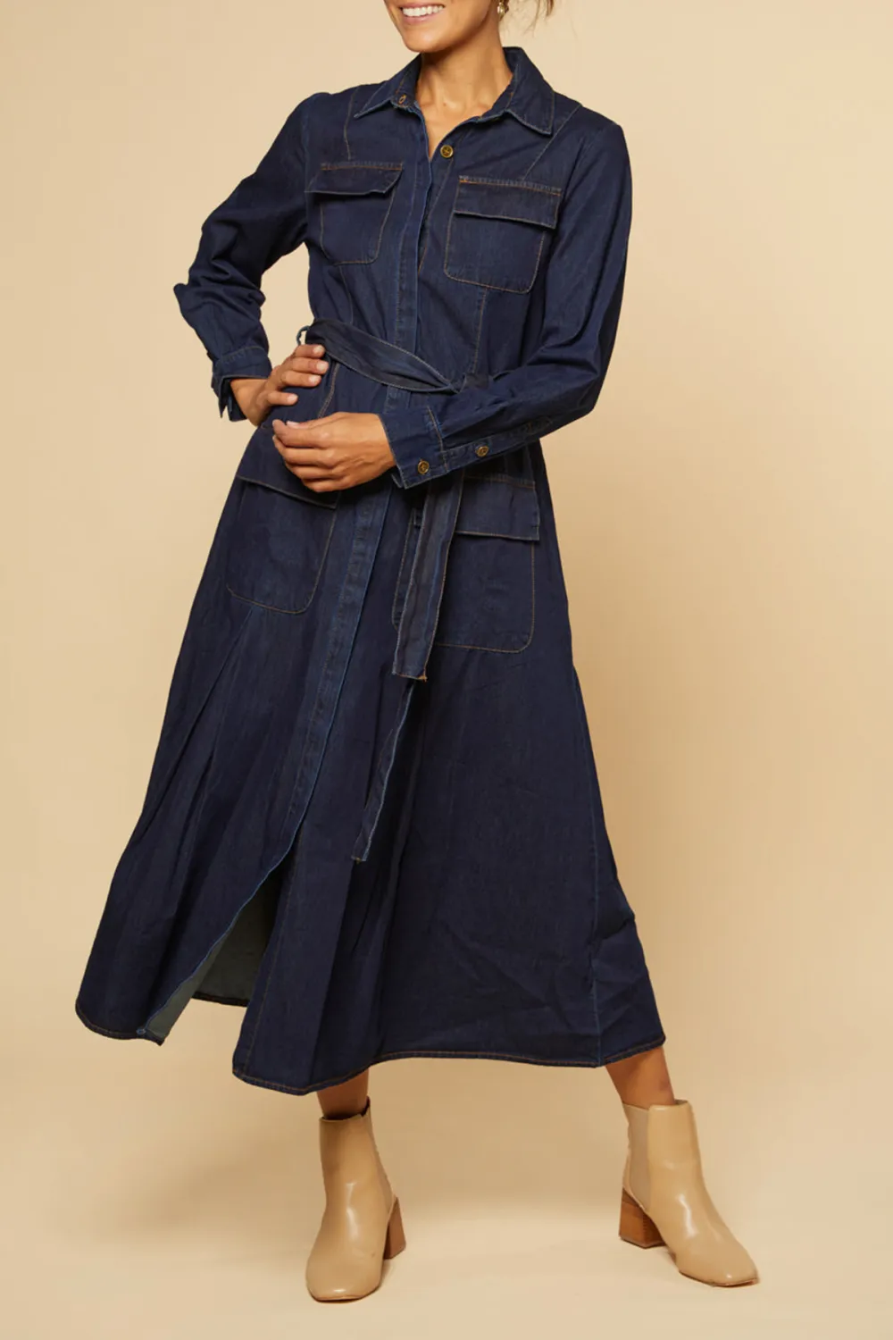 River Chambray Pocket Dress in Dark Wash