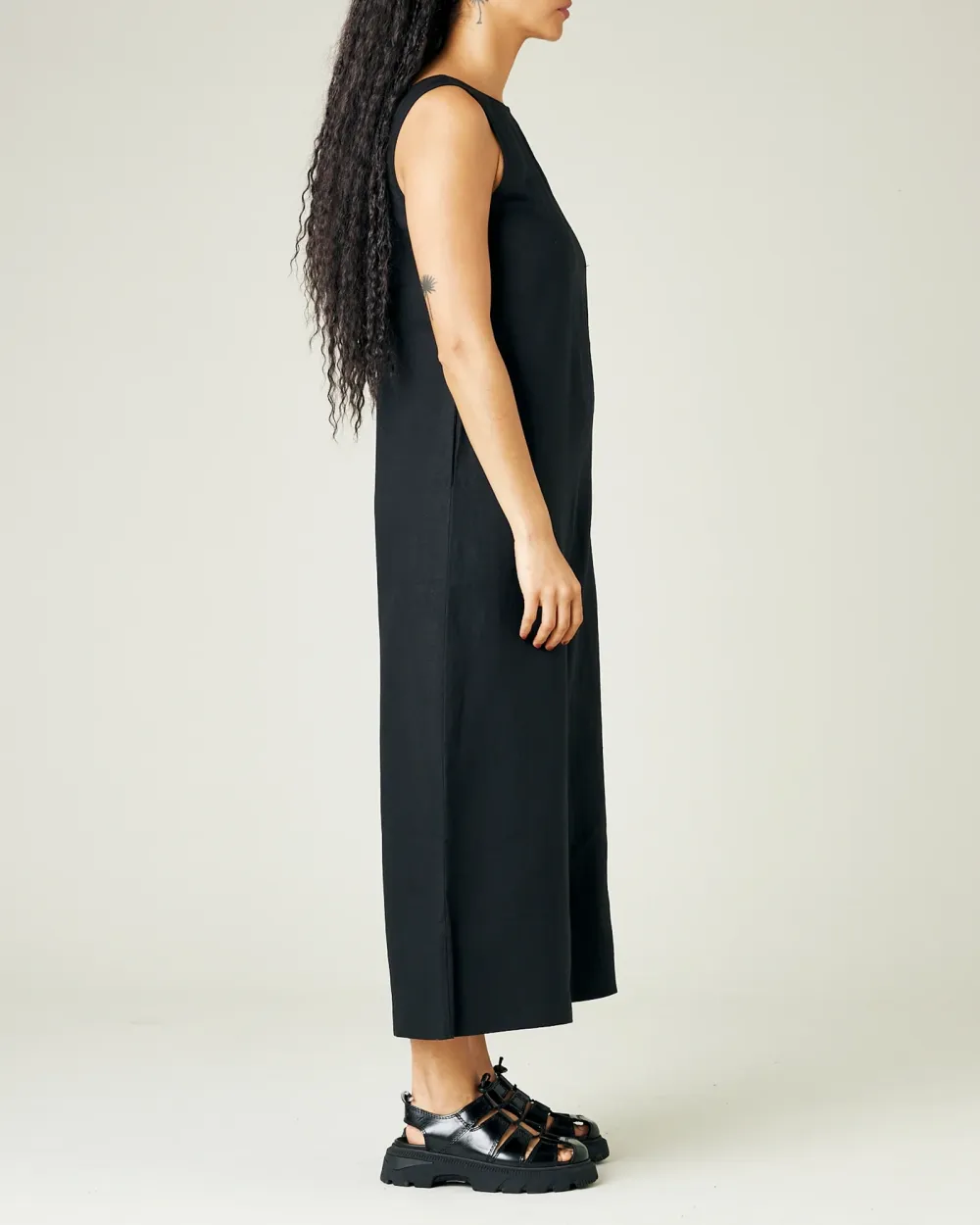 BLACK LINEN JUMPSUIT