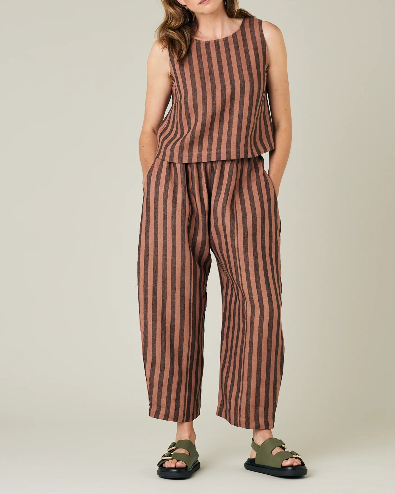 BISCUIT STRIPE LINEN TROUSERS