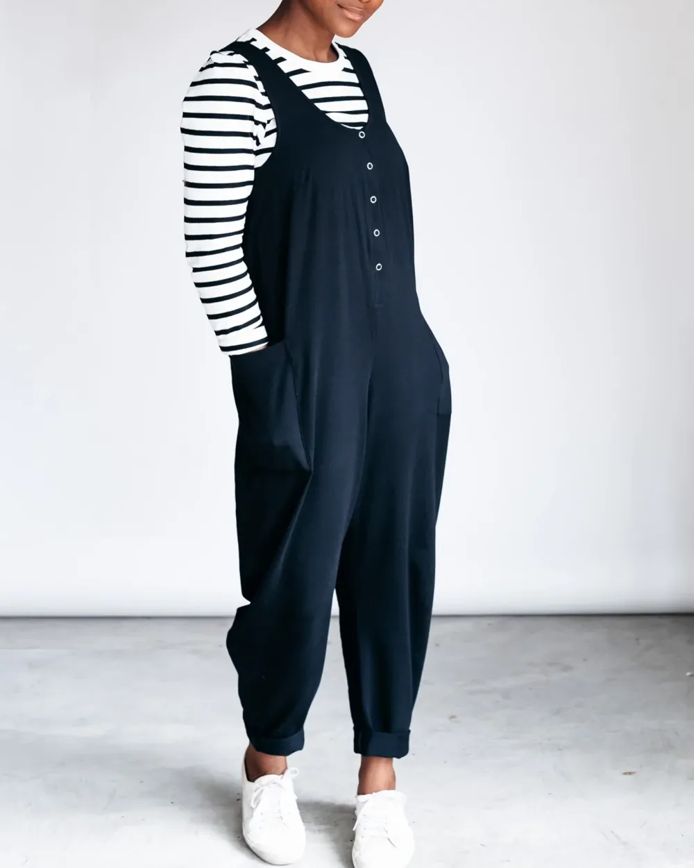 SLIGHT STRETCH JUMPSUIT - BLACK