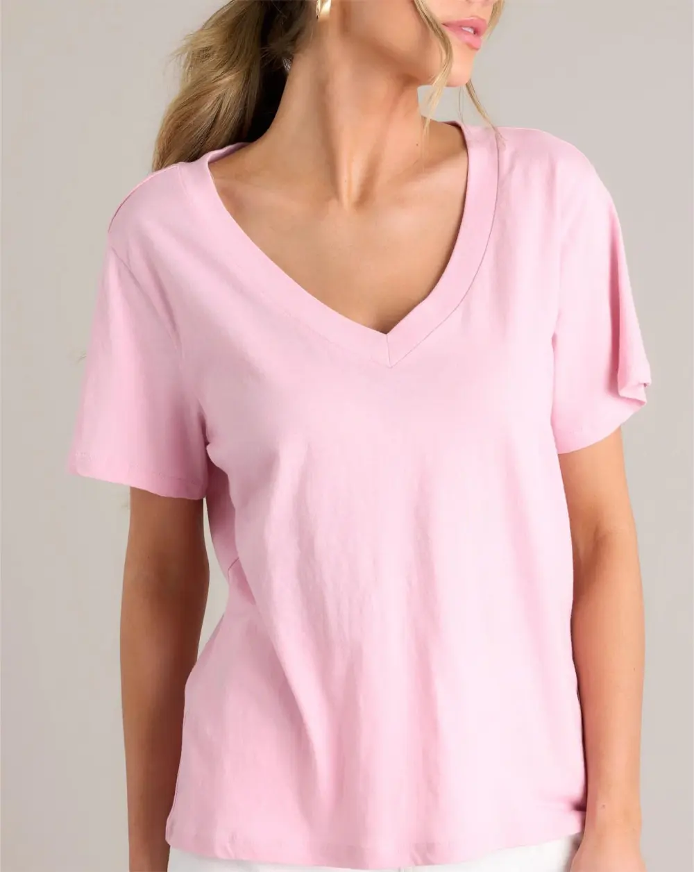 Z-SUPPLY GIRLFRIEND PEONY V-NECK TEE