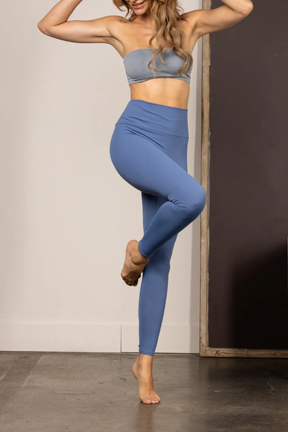 CRANBERRY BLUE HIGH-RISE LEGGINGS