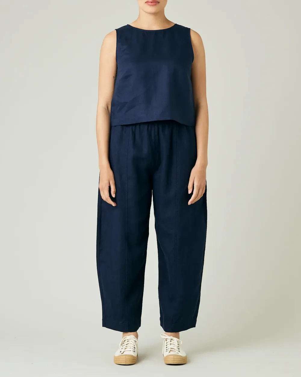 NAVY LINEN TROUSERS