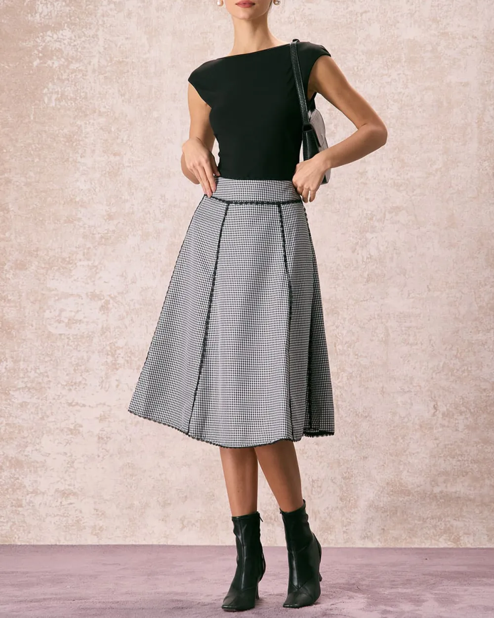 Versatile business midi skirt