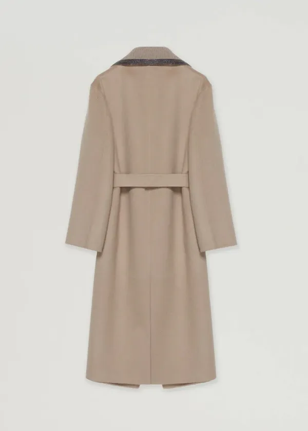 Mantella Coat