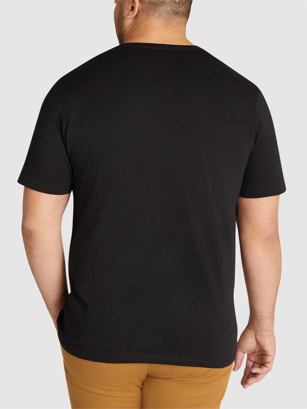 BLACK ESSENTIAL V NECK TEE