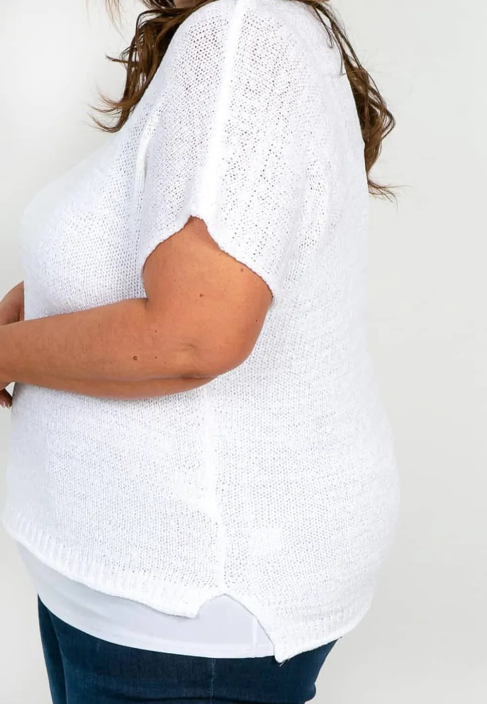 White V Neck Fine Knit