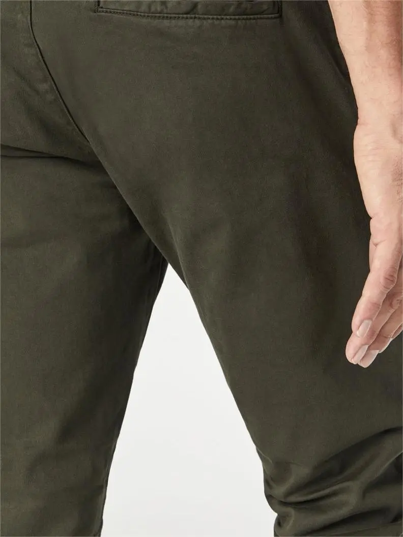 Johhny Slim Leg Chino