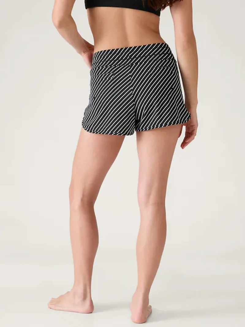 FREE SURGE SWIM SHORT COMFORTABLE