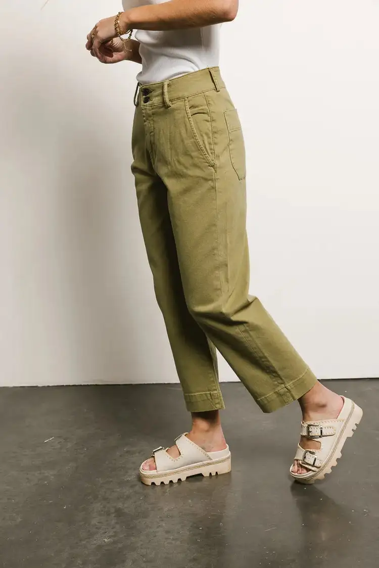 BELLA STRAIGHT LEG JEANS IN MOSS