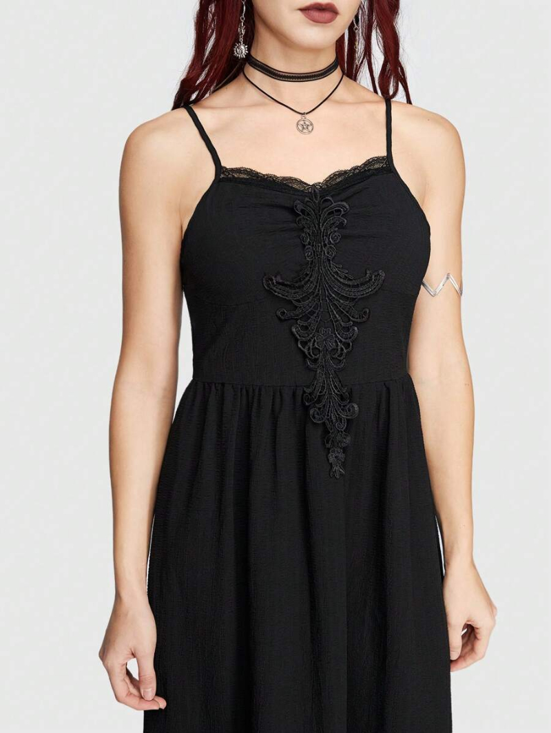 Hippie Embroidered Patchwork Lace Trimmed Spaghetti Strap Dress