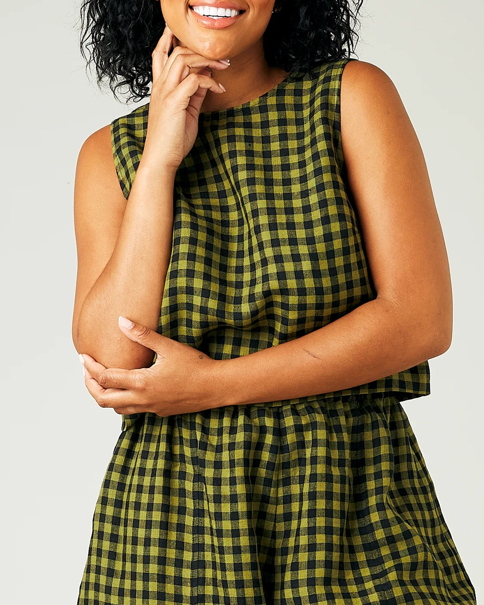 GREEN GINGHAM LINEN TOP