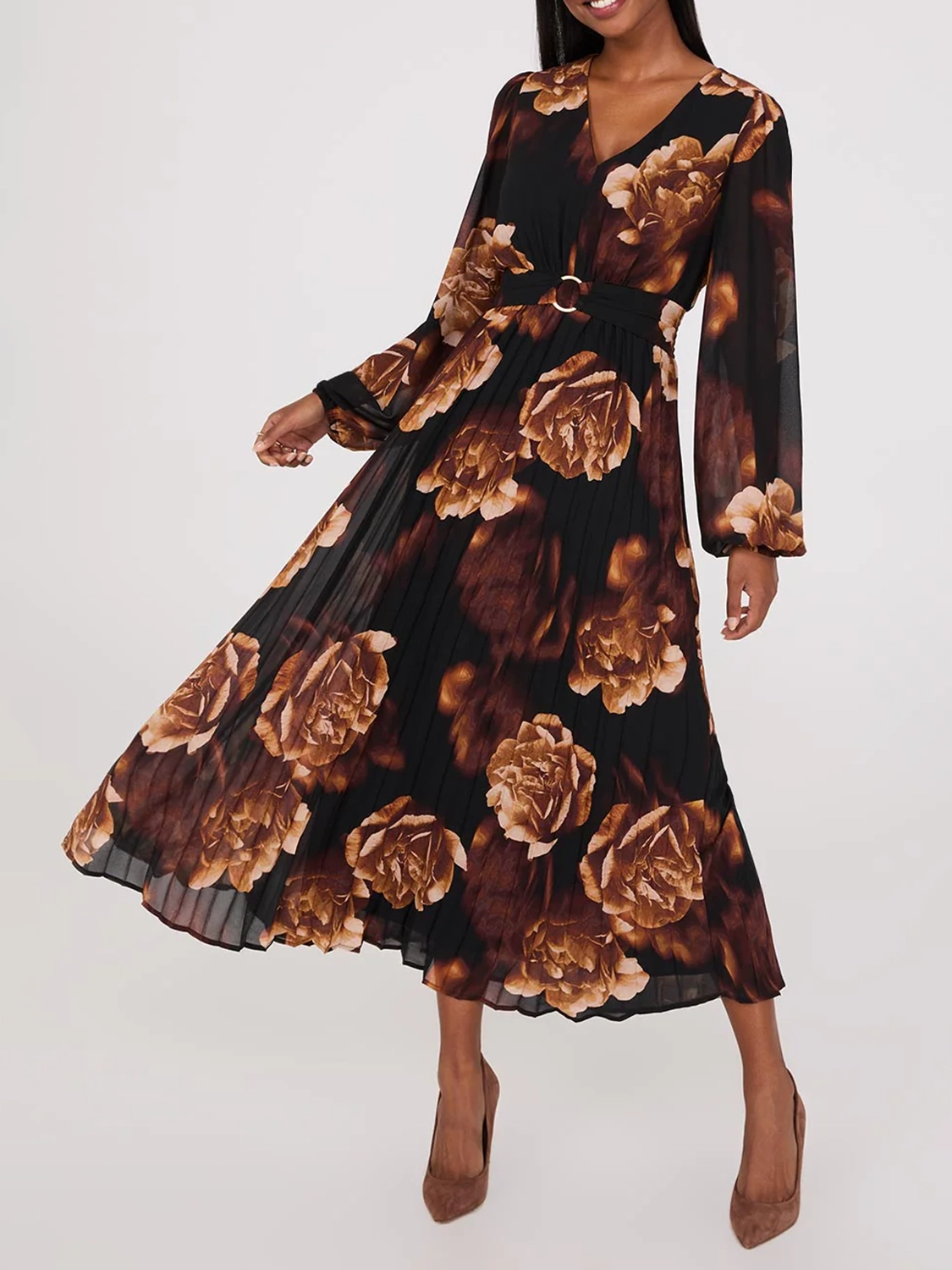 Floral Print V-Neck Pleated Maxi Dress