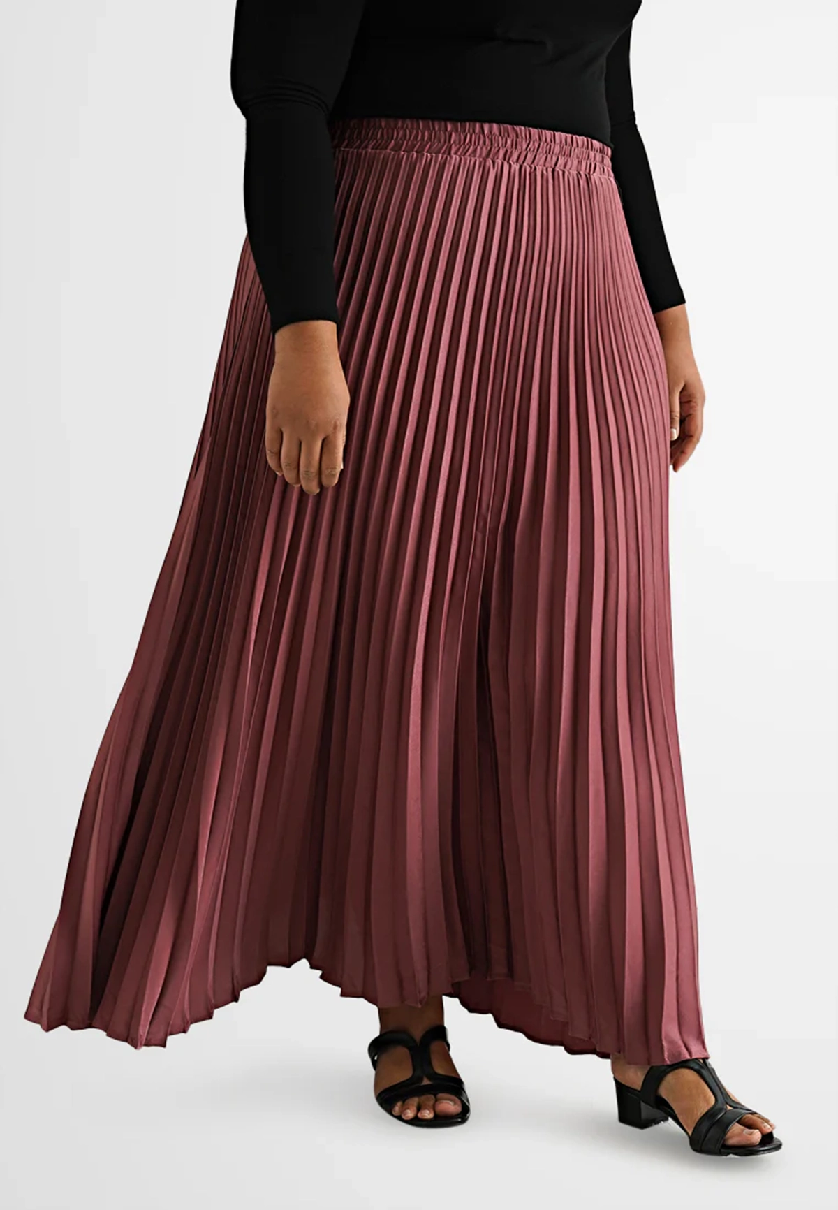 Oversized Smooth Pleated Skirt