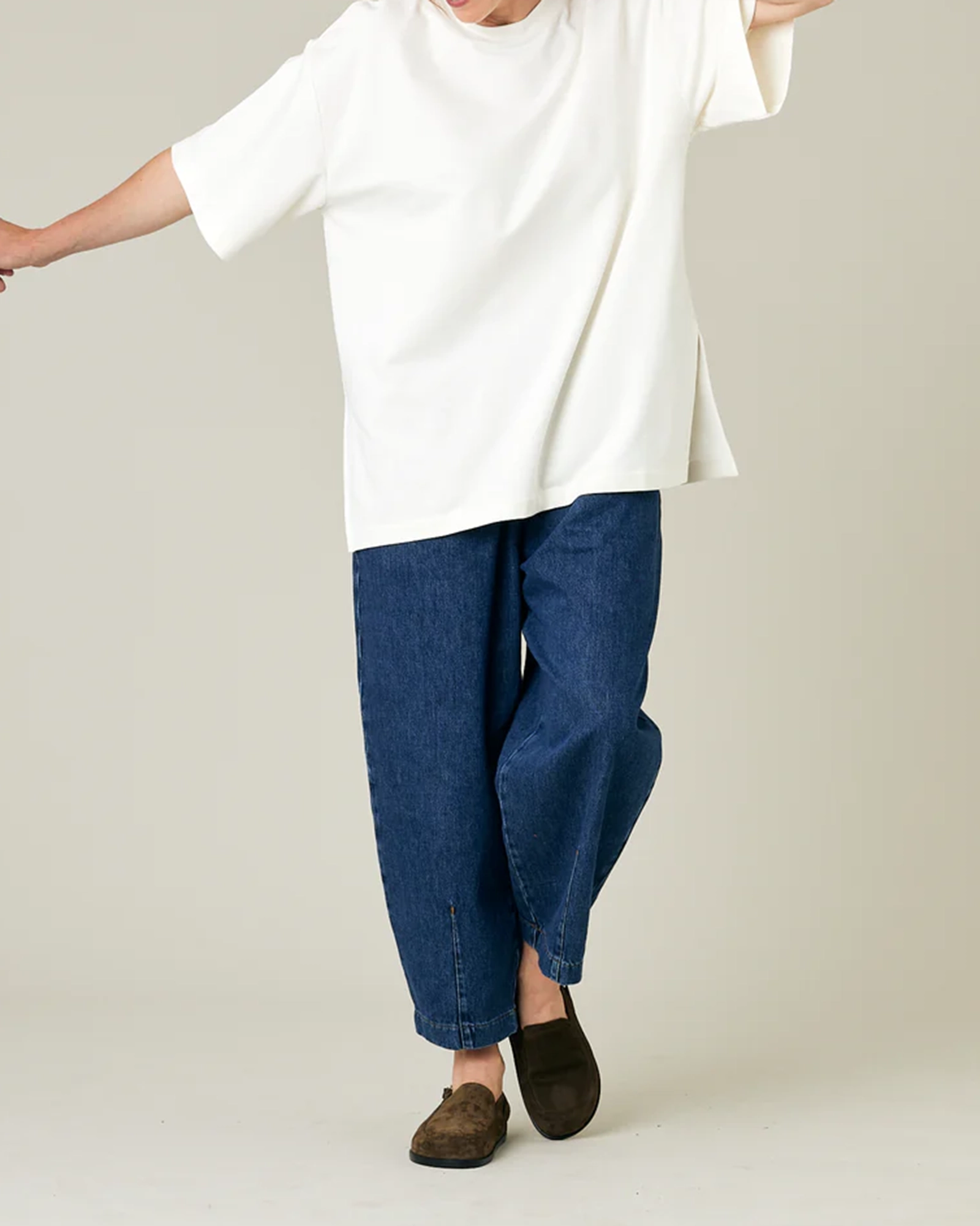 WHITE COTTON JERSEY SHORT DROP SLEEVE TOP