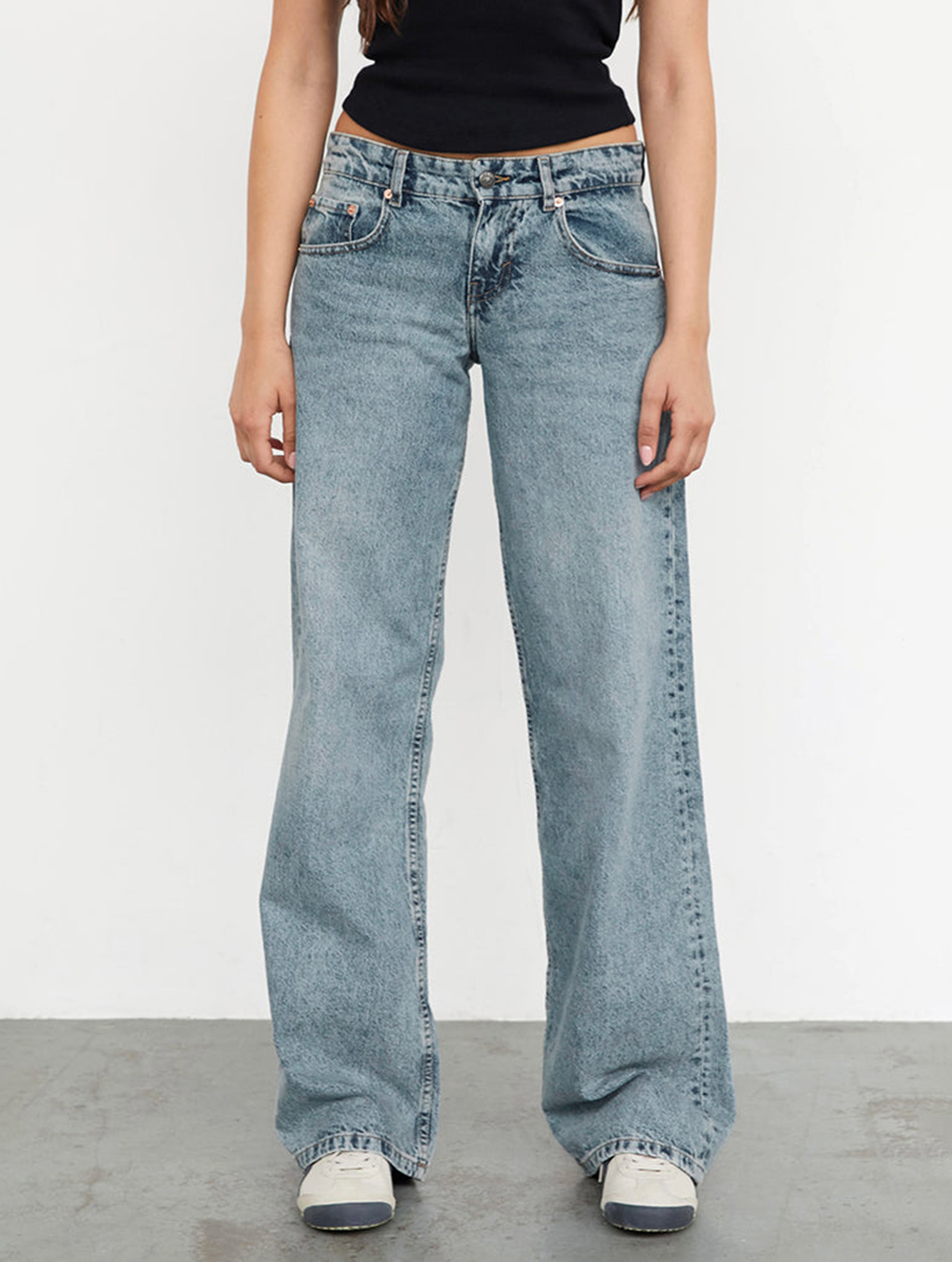 Vintage Blue Wash Low Rise Parallel Jeans