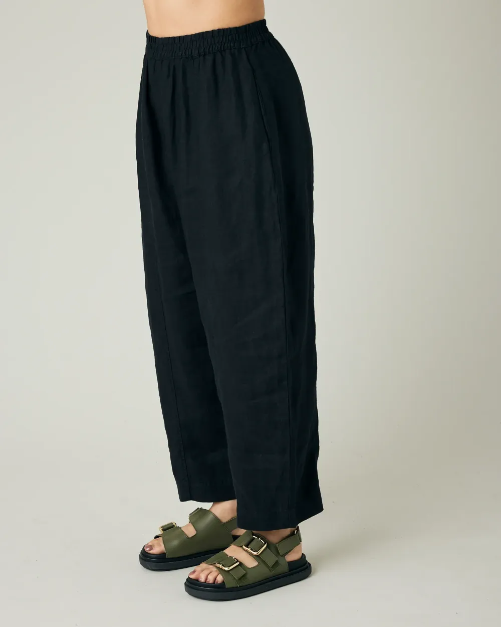 BLACK LINEN TROUSERS