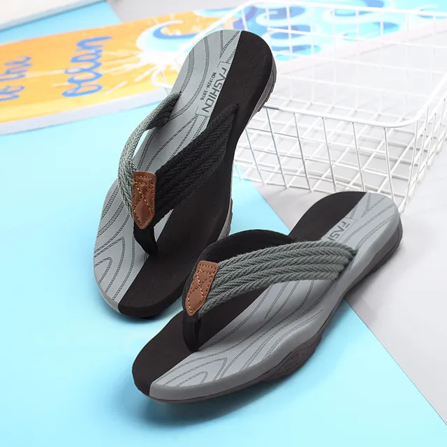 Men's Fashion Trend Flip-flops