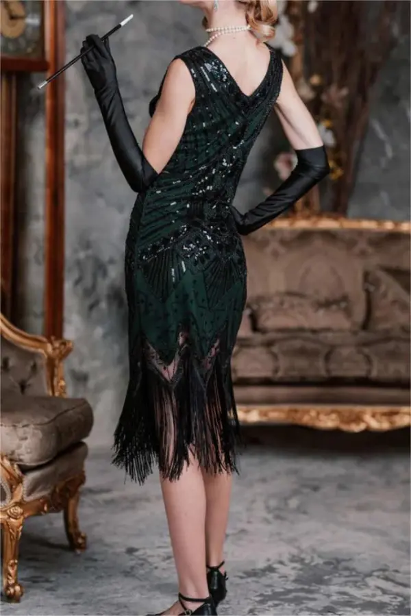 1920S CHAMPAGNE SEQUIN SIDE SLIT DRESS