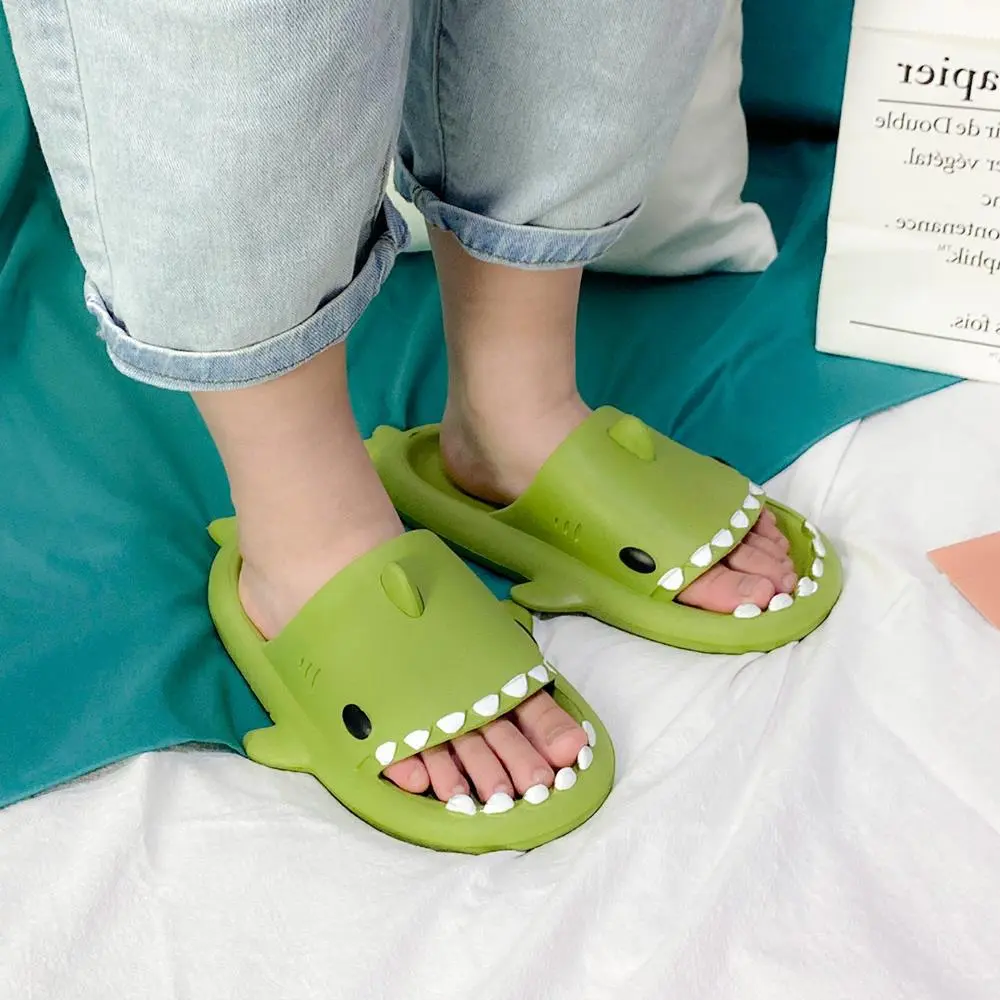 Summer Lovely Shark Shape Slippers Cartoon Couples Slides Beach Sandals Non-slip Soft EVA House Bath Girls Slippers