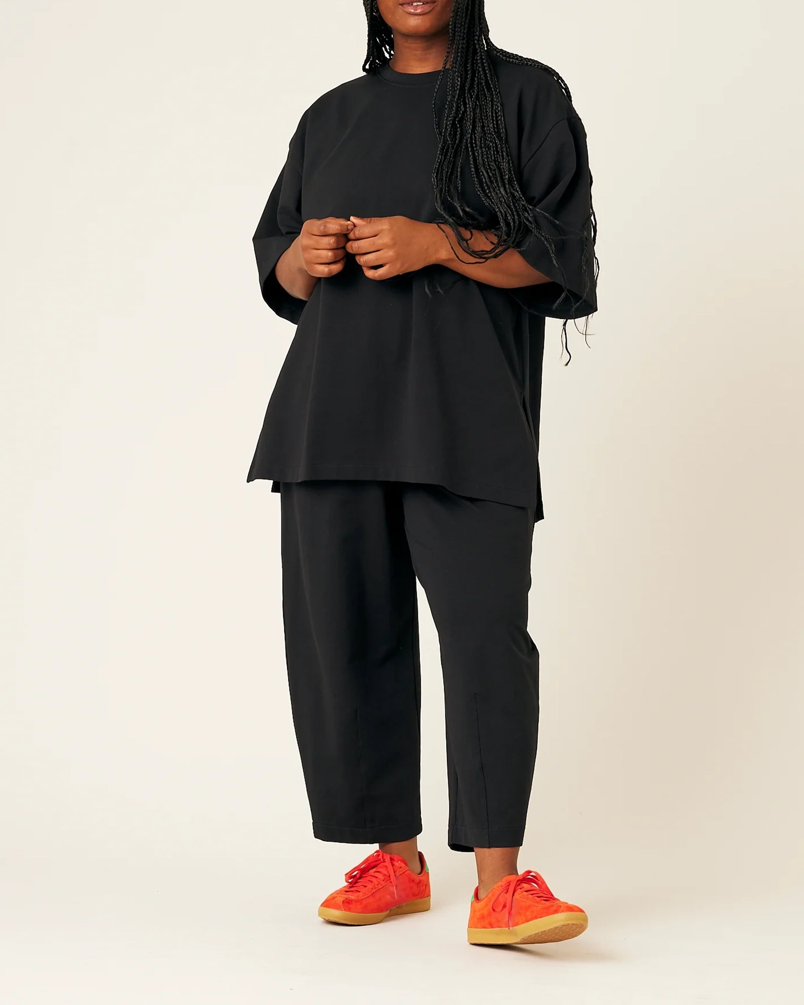 BLACK COTTON JERSEY SHORT DROP SLEEVE TOP