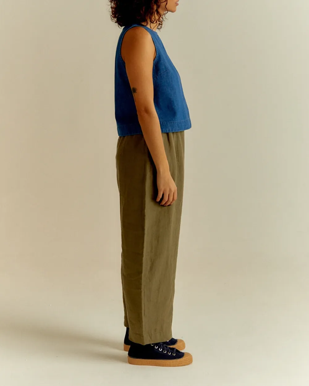 KHAKI LINEN TROUSERS