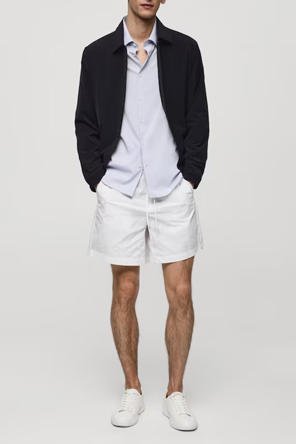 Water-repellent bermuda shorts with drawstring