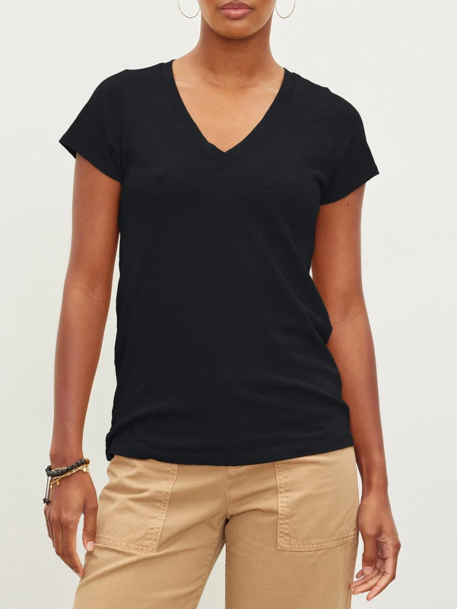 Jilian V-neck Black Tee