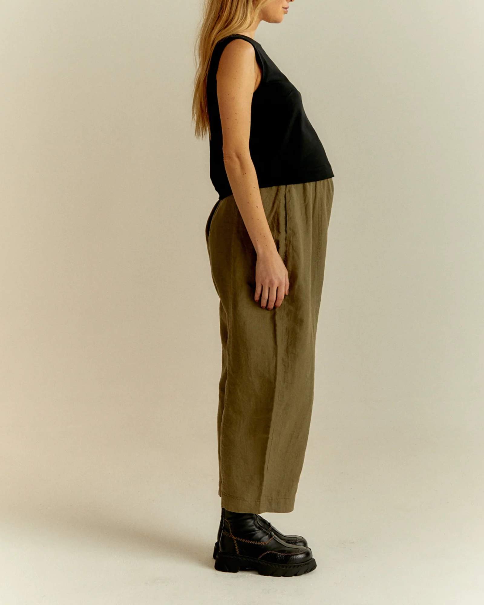 KHAKI LINEN TROUSERS