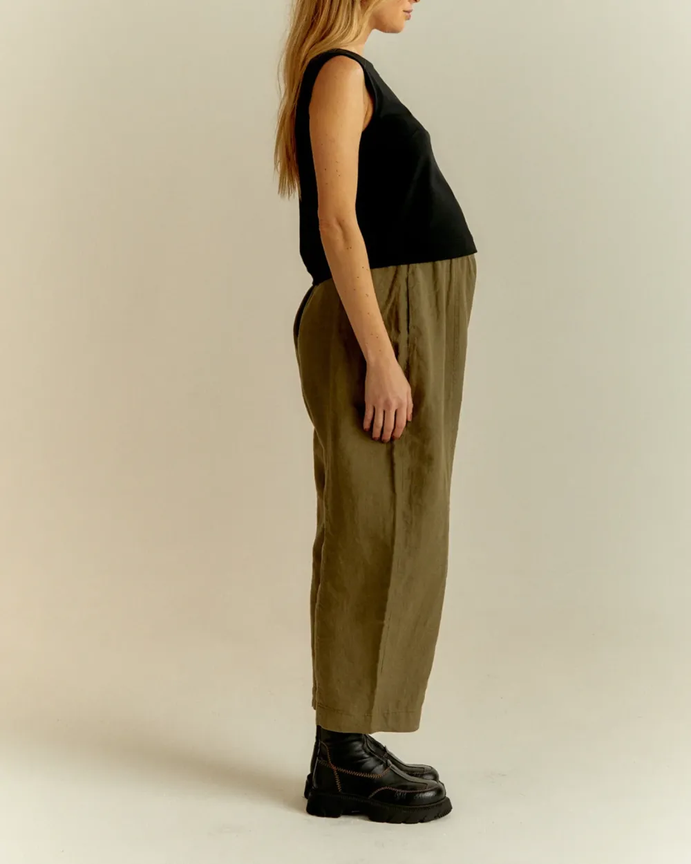 KHAKI LINEN TROUSERS