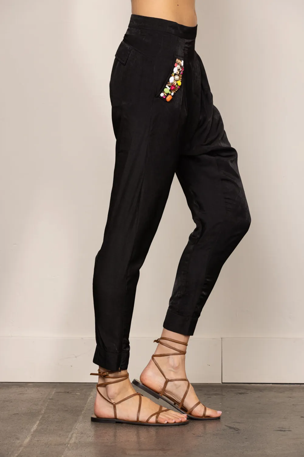 BLACK HAREM BEADS DETAILED PANTS